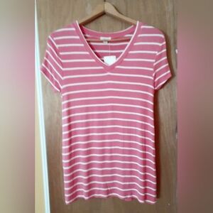 Zenana Outfitters Pink and White Striped V-Neck Tee Size XL